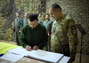 Про застосування західних систем ППО: Зеленський побував на пункті управління Повітряного командування «Схід» (ФОТО)