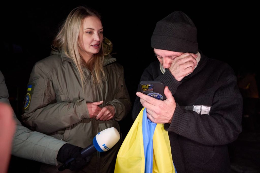 Україна повернула ще 100 полонених (ФОТО, ВІДЕО) 5