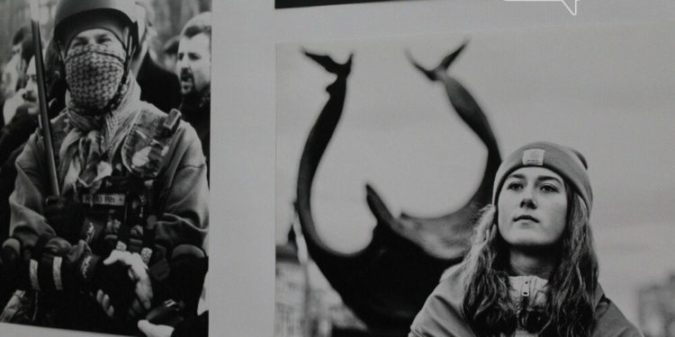 У Миколаєві відкрилась фотовиставка, присвячена Героям Небесної сотні (ФОТО)