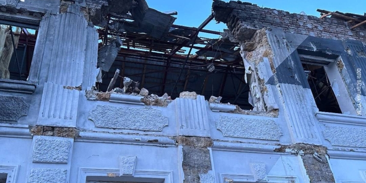 Ще про наслідки нічної атаки на Миколаїв (ФОТО, ВІДЕО)