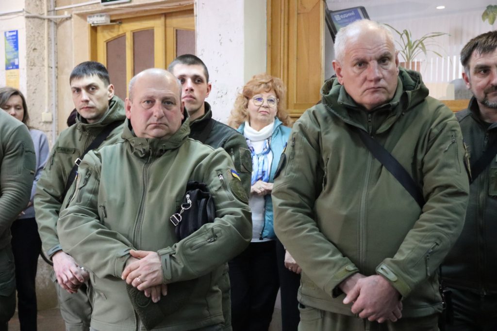 ​​«Під нашим небом»: у Миколаєві відкрилась фотовиставка військовослужбовця ЗСУ Павла Саєнка (ФОТО) 16