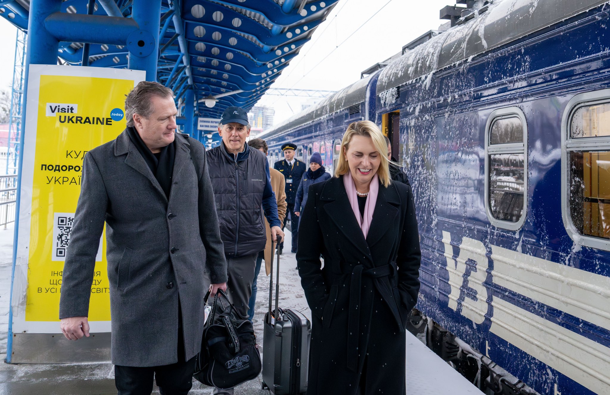 В Києві сьогодні двопартійна делегація Конгресу США (ФОТО)