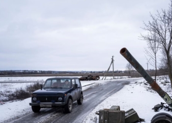 Лондон передасть Україні списані авто, які хотіли утилізувати