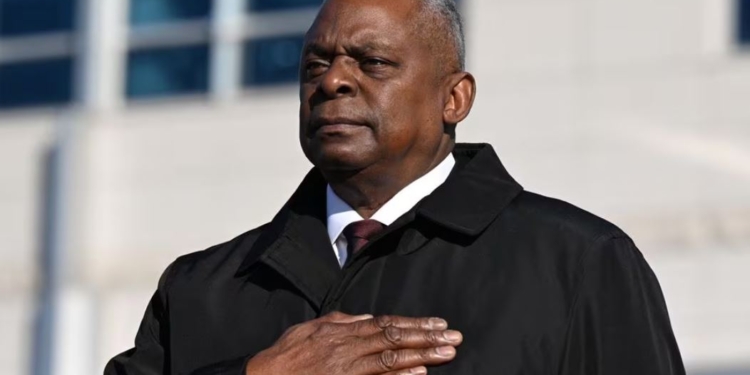 Остін терміново госпіталізований через загострення хвороби