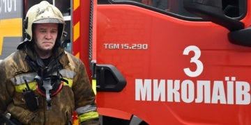 В Миколаєві горіла майстерня, в області – будинки (ФОТО)