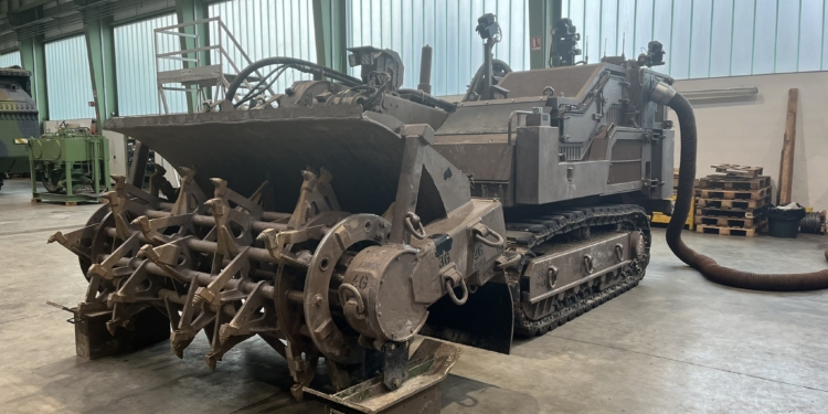 Україна отримає унікальні французькі самохідні пороми. Це дійсно чудо-машини (ФОТО, ВІДЕО)