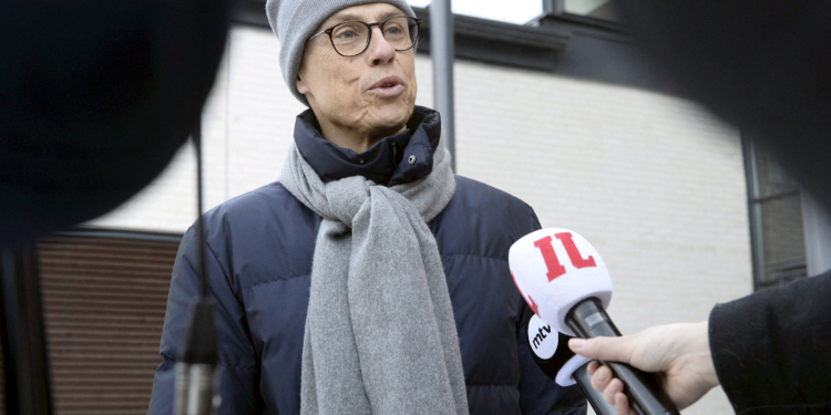 На президентських виборах у Фінляндії перемагає Стубб. Хто це