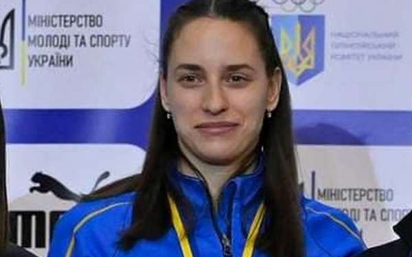 Миколаївська легкоатлетка – чемпіонка України зі стрибків з жердиною (ФОТО)