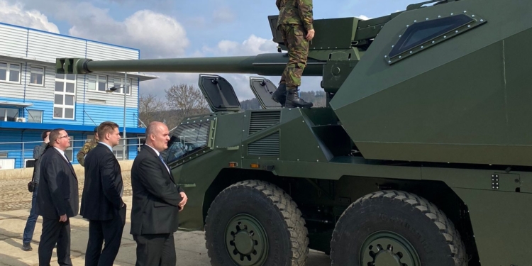 Нідерланди замовили для України дев’ять новітніх чеських самохідок (ВІДЕО)