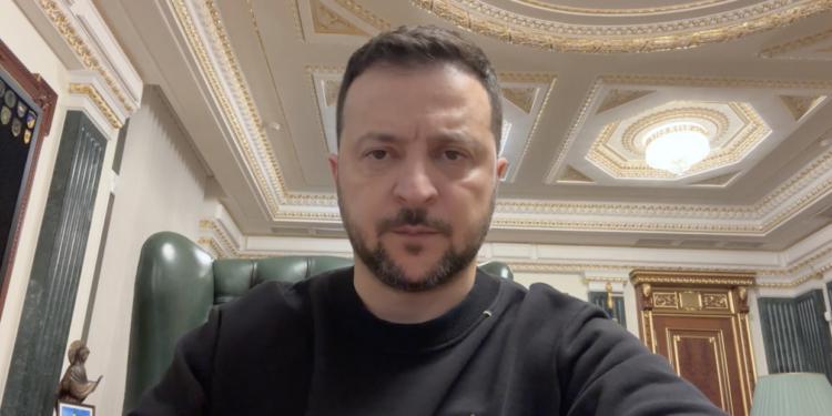 «З кожним днем ми накопичуємо все більше такої потрібної сили, далекобійної сили» – звернення Зеленського (ВІДЕО)