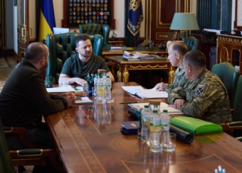 Ситуація на Авдіївському напрямку і дрони: Зеленський провів наради з Сирським, Умєровим, Малюком і Будановим (ФОТО)