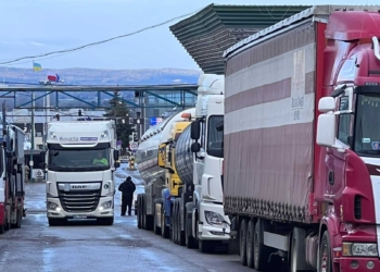 Польські протестувальники блокують рух пасажирських автобусів: на кордон вирушив український консул