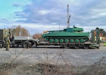 Болгарія відправила в Україну 100 бронетранспортерів