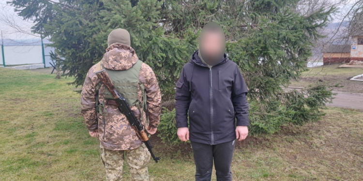 З Миколаєва до Румунії на велосипеді: «велопробіг» одесита-ухилянта зупинили прикордонники (ФОТО, ВІДЕО)