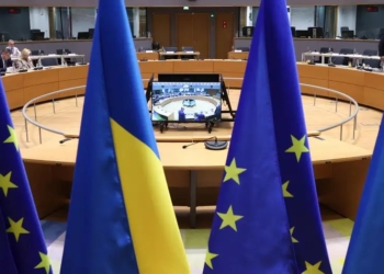 Угорщина проти спрямування доходів від заморожених російських активів на купівлю зброї для України – ЗМІ
