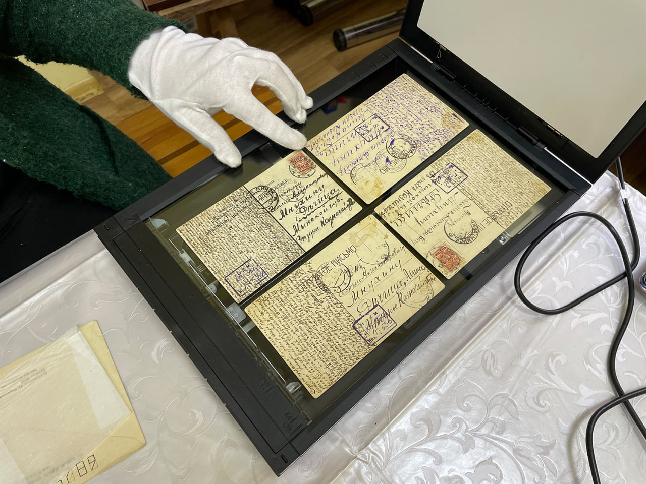 В Миколаєві оцифрували понад 1000 старих листівок і фотографій кінця ХІХ – першої половини ХХ ст. (ВІДЕО)