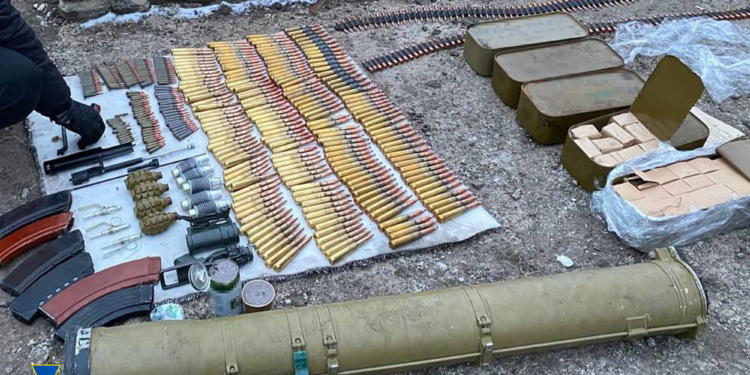 СБУ з’ясувала, як «трофейна» російська зброя потрапляє до криміналітету (ФОТО)