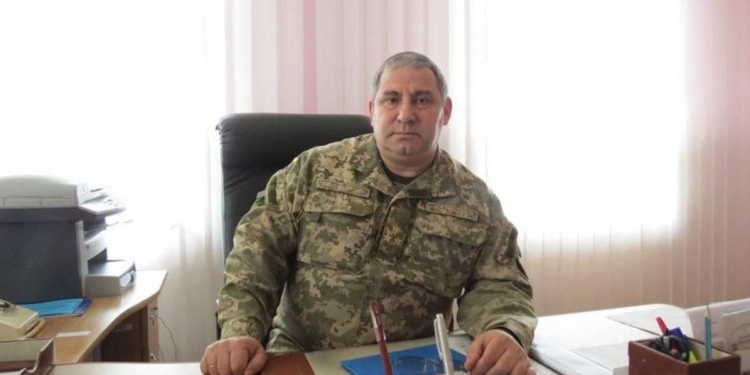 В найпатріотичнішій області України військком задекларував 6,4 млн. грн., шість квартир та новий Lexus