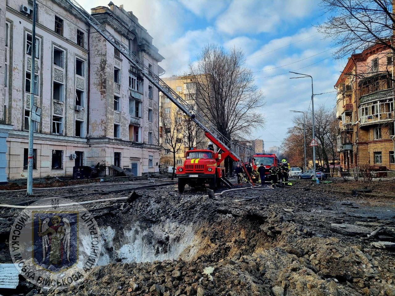 “Якщо у партнерів буде достатньо політичної волі…”- Зеленський прокоментував ракетну атаку на Київ (ВІДЕО)