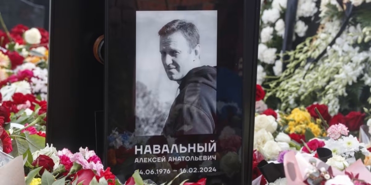 33 особи та дві в’язниці: ЄС запроваджує персональні санкції у зв’язку зі смертю Навального