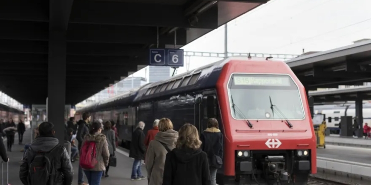 У Швейцарії випробували локомотив без машиніста