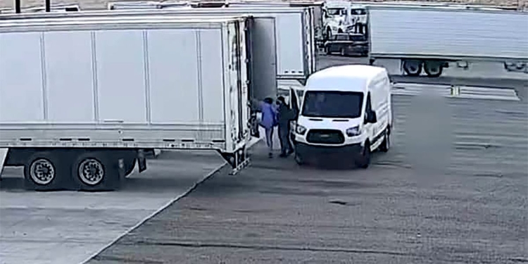 В Європі масово крадуть з фур. На які вантажі полюють найчастіше (ФОТО)