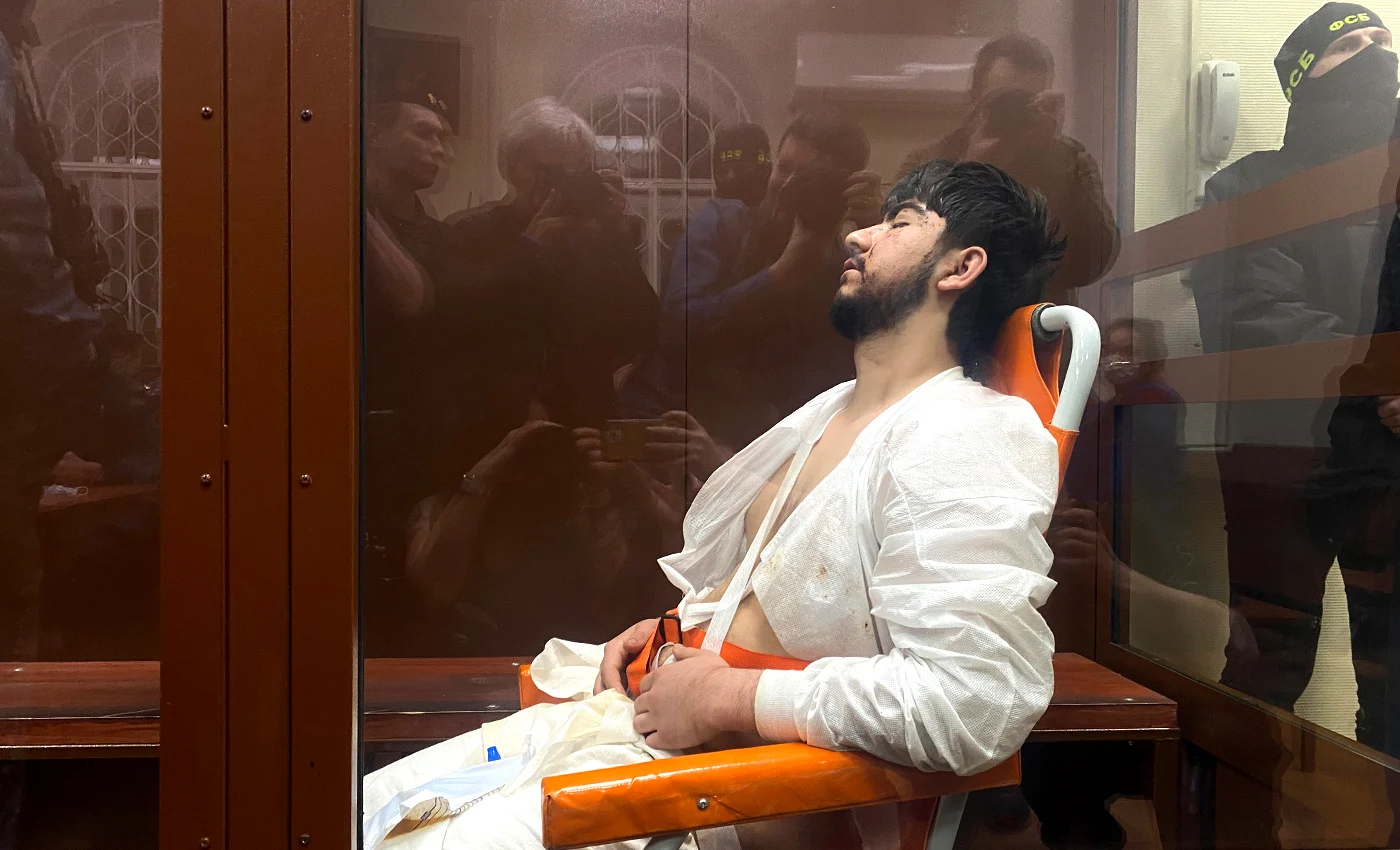 В Москві заарештували ймовірних нападників на “Крокус”, ЗМІ пишуть про явні сліди тортур у них