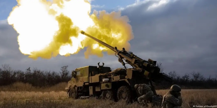 Франція обіцяє Україні ще 78 САУ Caesar