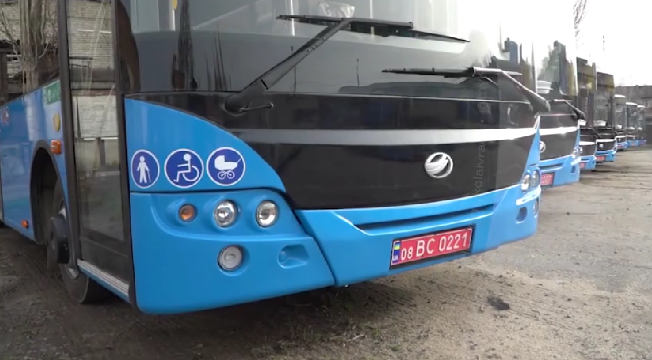 Миколаїв отримав ще 3 нові автобуси по програмі UNOPS