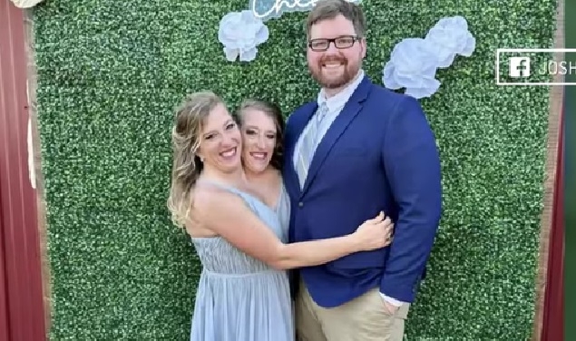 Сіамська близнючка Еббі Хенсел тепер одружена – інша сестра ще чекає на кохання (ВІДЕО)