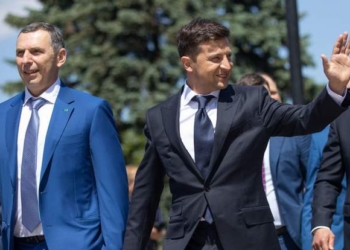А що сталось? Зеленський звільнив з посади свого першого помічника Сергія Шефіра
