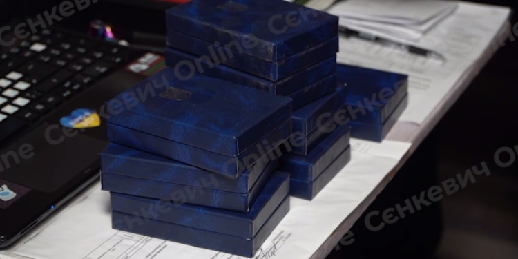 Військовослужбовці 123 бригади ТрО отримали відзнаки «За оборону міста Миколаєва» (ВІДЕО)