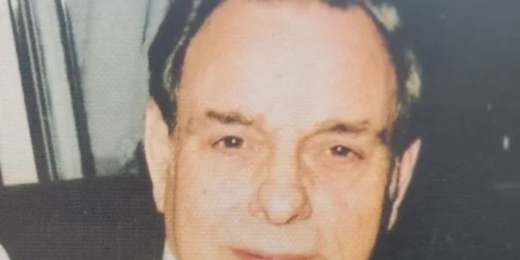 Виховання після смерті. Багатий дідусь залишив онучкам у спадок тільки “чайові”, бо рідко заходили (ФОТО)