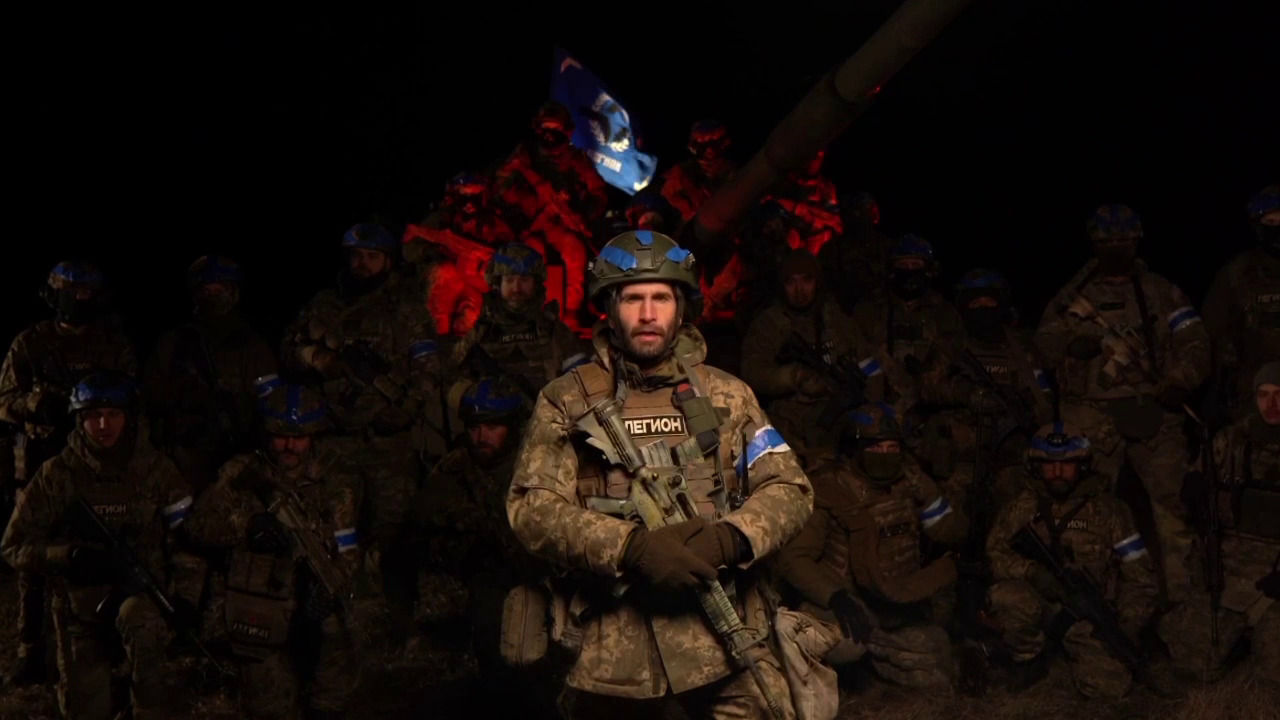 На Бєлгородщині помітили танк з прапором ЄС, Легіон “Свобода Росії” заявив “Ми йдемо” (ВІДЕО)