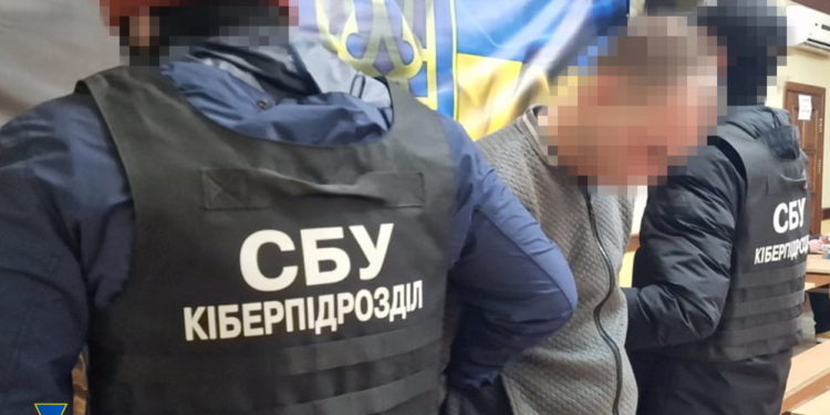 Готували удари по Київській телевежі та Генштабу ЗСУ – одного з шпигунів затримали в Одесі (ФОТО)