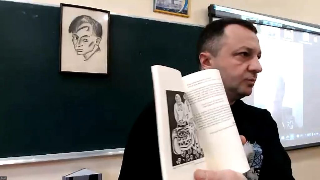 У Миколаєві презентували нову книгу «Скрипка Кременя звучить над світом», яка вийшла двома мовами (ФОТО) 3