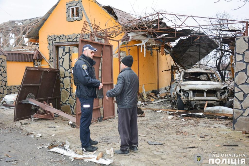 В поліції розповіли про руйнування в Миколаєві внаслідок падіння уламків дронів (ФОТО, ВІДЕО) 5
