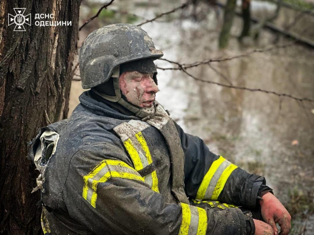 Наслідки ракетного удару по Одесі (ФОТО) 6