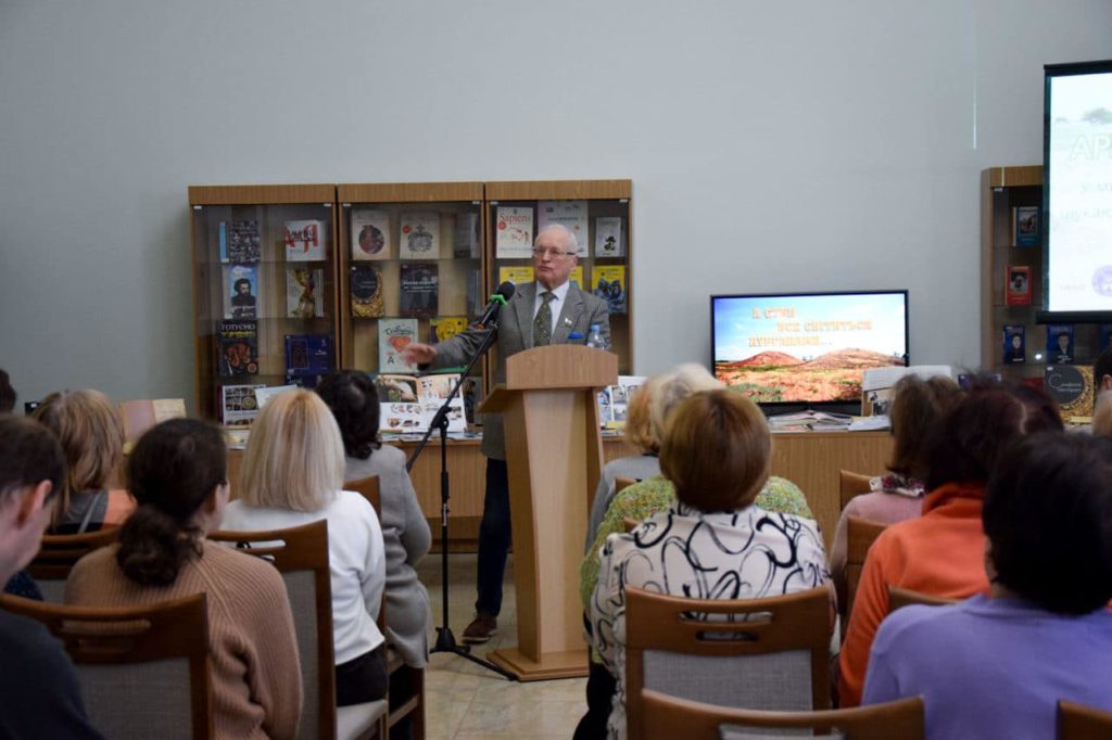 «Ідентичність Миколаївщини: минуле, сучасне, майбутнє»: миколаївці відкривали світ археології нашого краю (ФОТО) 7