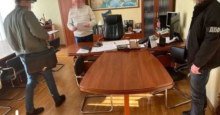 На Львівщині викрили посадовців, які незаконно вирубили дерев на 64 млн. грн. (ФОТО)