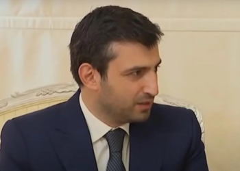 Наступним президентом Туреччини може стати зять Ердогана Сельчук Байрактар