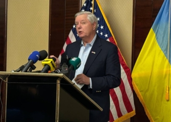 Сенатор-республіканець Ліндсі Грем у Києві радить посилити мобілізацію і показати, що ми можемо боротися без США
