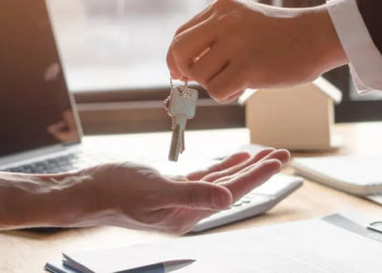 Українці в Польщі активно купують житло в кредит