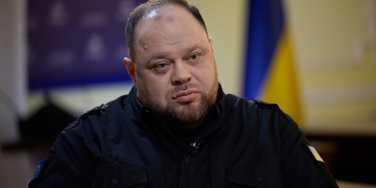 “Податок на боягузтво”. Стефанчук допускає прив’язку бронювання до рівня доходів