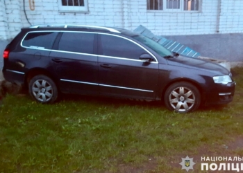 Викрасти автівку, щоб врізатись в стіну? На Миколаївщині затримали 19-річного викрадача
