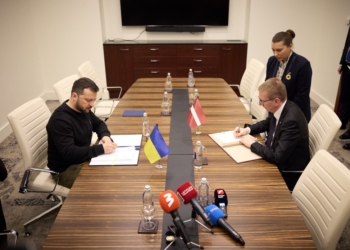 Україна та Латвія уклали безпекову угоду