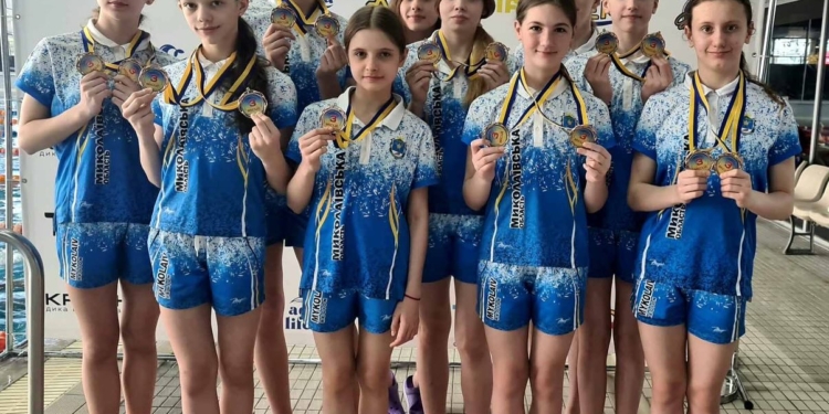 Миколаївські синхроністки – бронзові призерки чемпіонату України (ФОТО)