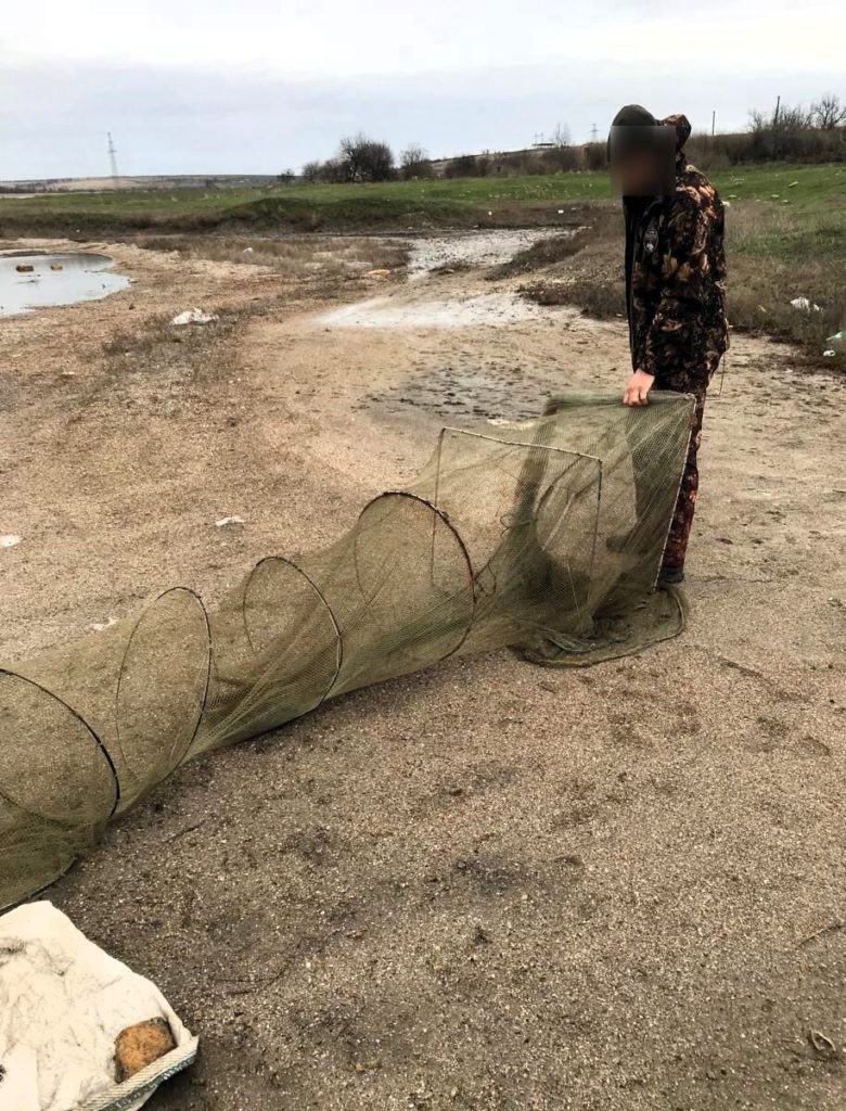 На Миколаївщині впіймали браконьєра, який ловив рибу забороненим ятерем (ФОТО) 2