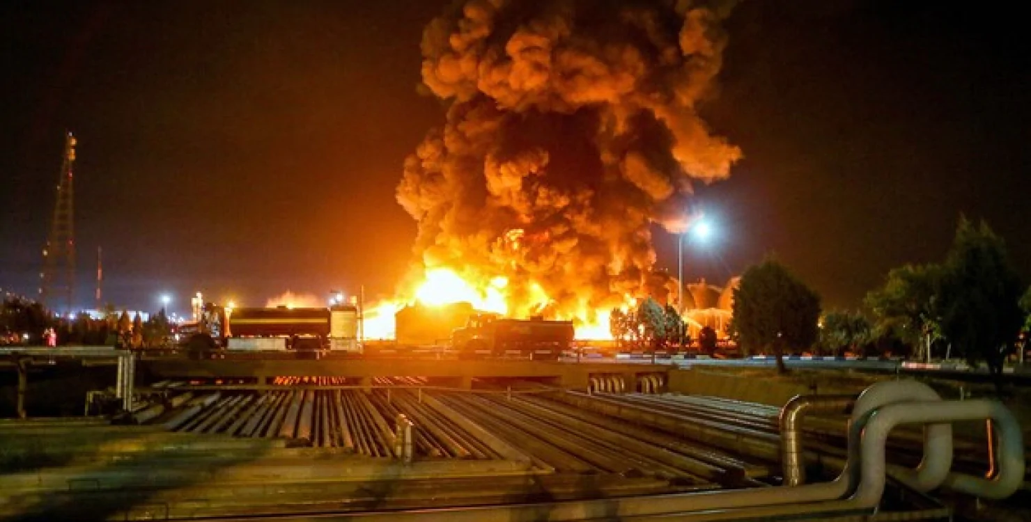 Ізраїль на світанку атакував Іран (ВІДЕО)