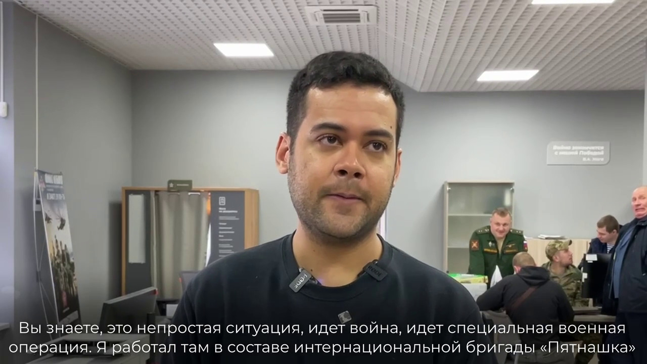 РосЗМІ хваляться американцем, який воює за РФ і встановив в Авдіїіці прапор США. З’ясувалося, хто він (ФОТО)